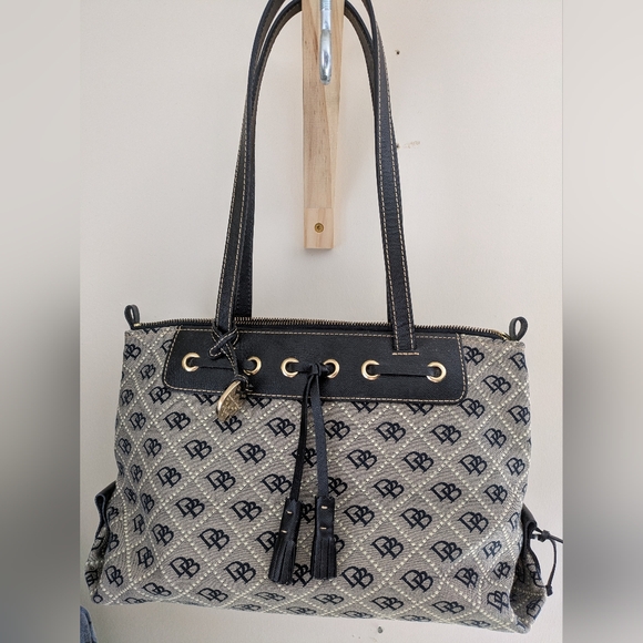 Dooney And Bourke Designer Black and Gray Bag - Picture 1 of 15